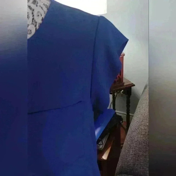 Reitmans  Navy Blue Elegant Blouse Size Small Crew Neck - Picture 8 of 9